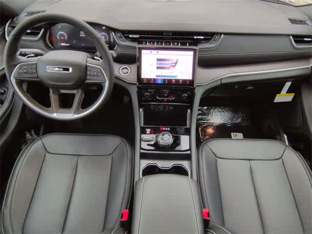 Thumbnail: 2025 Jeep Grand Cherokee - 16