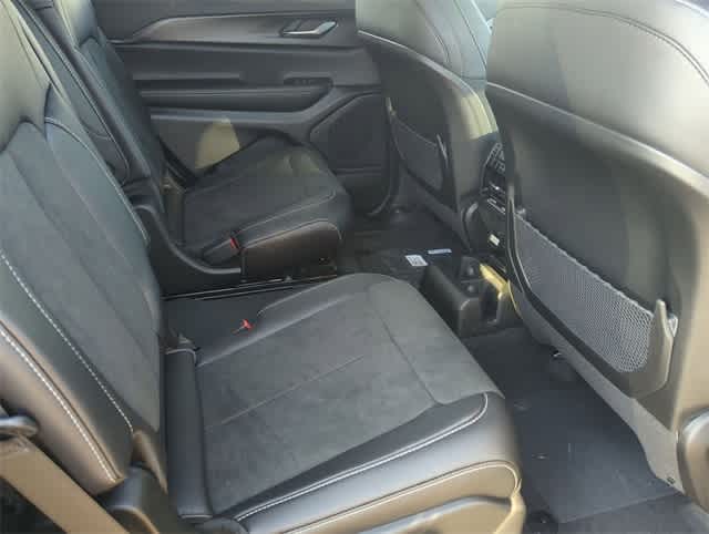 Thumbnail: 2025 Jeep Grand Cherokee L - 21