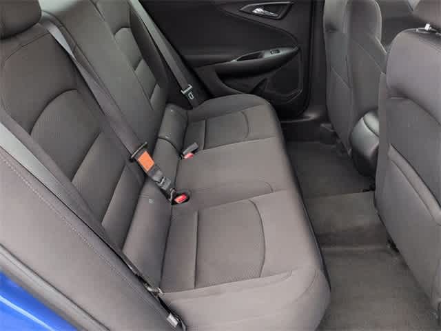 Thumbnail: 2023 Chevrolet Malibu - 20