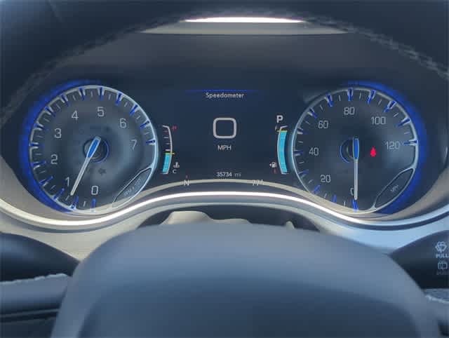 Thumbnail: 2023 Chrysler Pacifica - 34