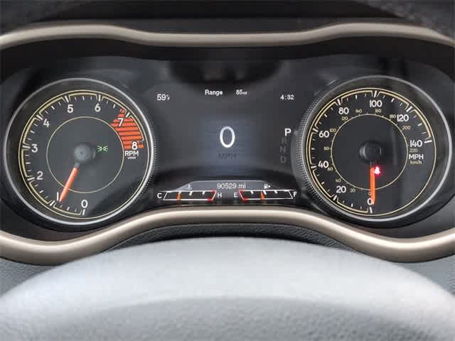 Thumbnail: 2018 Jeep Cherokee - 32