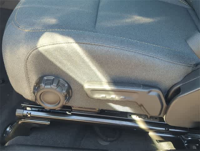 Thumbnail: 2025 Jeep Wrangler - 17