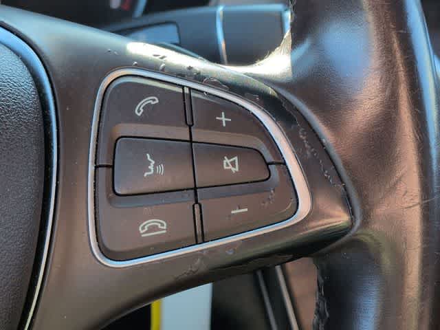 Thumbnail: 2018 Mercedes-Benz GLC - 26