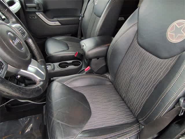 Thumbnail: 2014 Jeep Wrangler - 16