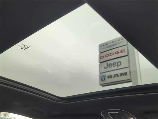 Thumbnail: 2025 Jeep Grand Cherokee - 22