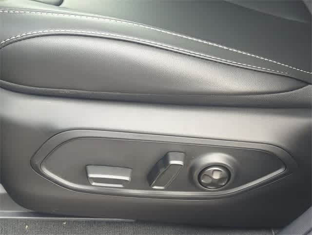 Thumbnail: 2025 Jeep Grand Cherokee - 17