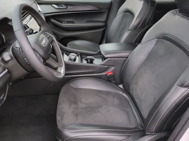 Thumbnail: 2025 Jeep Grand Cherokee - 16