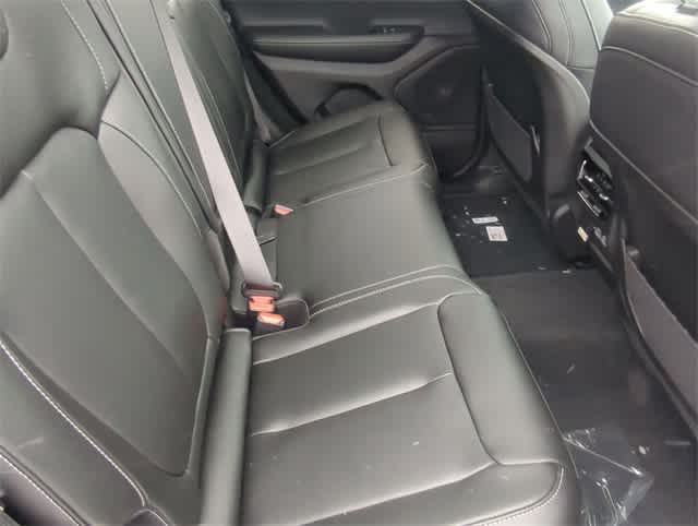 Thumbnail: 2025 Jeep Grand Cherokee - 21