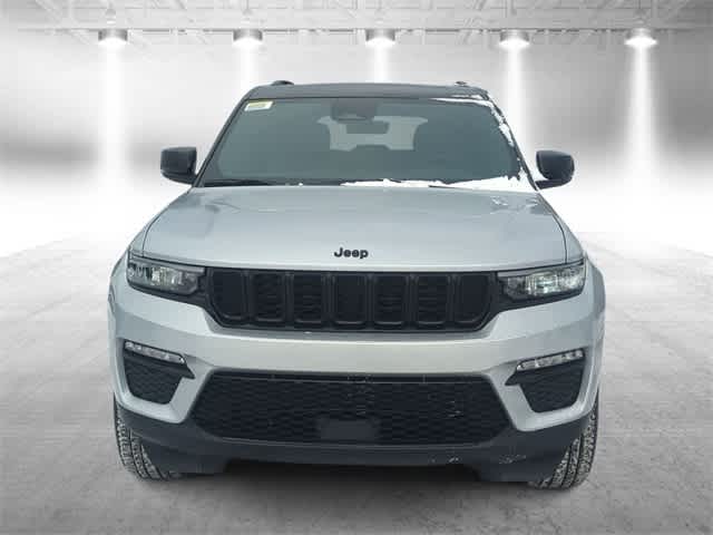 Thumbnail: 2025 Jeep Grand Cherokee - 3