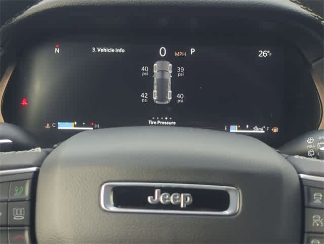 Thumbnail: 2025 Jeep Grand Cherokee - 33