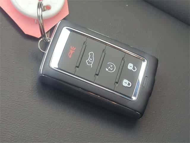 Thumbnail: 2025 Jeep Grand Cherokee - 36