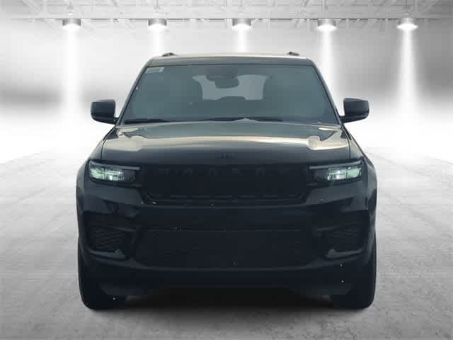 Thumbnail: 2025 Jeep Grand Cherokee - 3