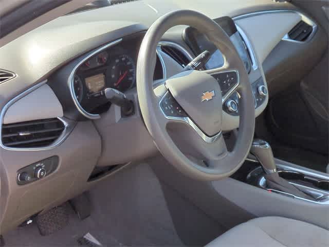 Thumbnail: 2020 Chevrolet Malibu - 10