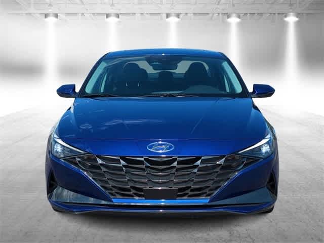 Thumbnail: 2023 Hyundai Elantra - 3