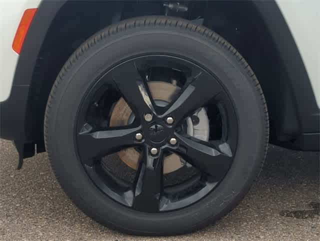 Thumbnail: 2025 Jeep Grand Cherokee - 14