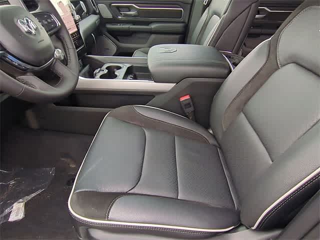 Thumbnail: 2026 RAM 1500 - 17