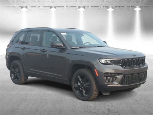 2025 Jeep Grand Cherokee Altitude 2