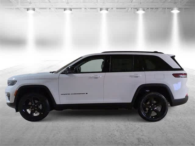 Thumbnail: 2025 Jeep Grand Cherokee - 5