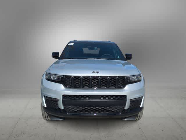 Thumbnail: 2025 Jeep Grand Cherokee L - 3