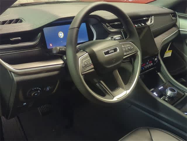 Thumbnail: 2025 Jeep Grand Cherokee - 10