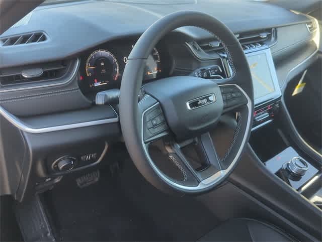 Thumbnail: 2025 Jeep Grand Cherokee - 10