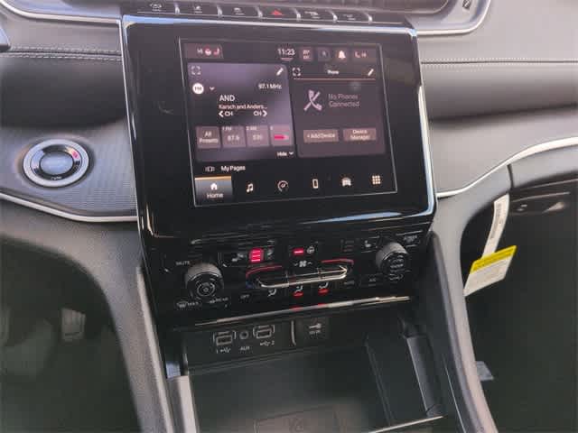 Thumbnail: 2025 Jeep Grand Cherokee - 35