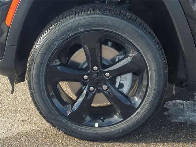 Thumbnail: 2025 Jeep Grand Cherokee L - 14