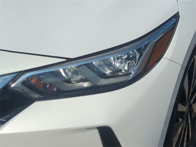 Thumbnail: 2022 Nissan Sentra - 11