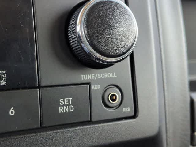 Thumbnail: 2010 Jeep Patriot - 26