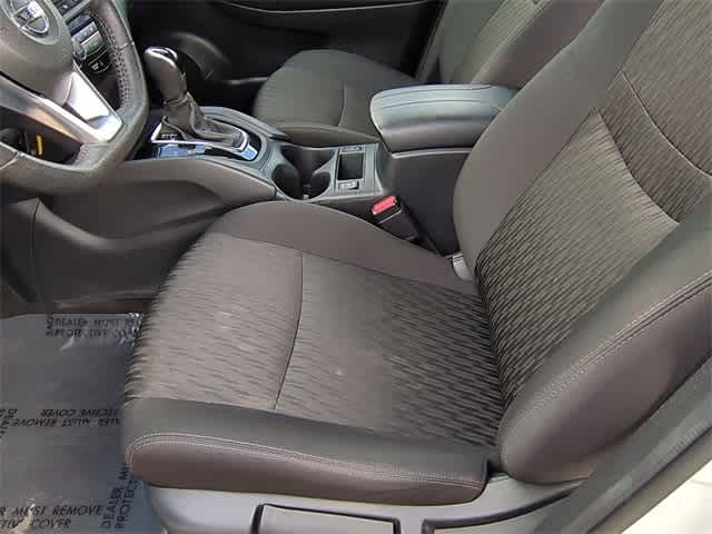 Thumbnail: 2020 Nissan Rogue - 15