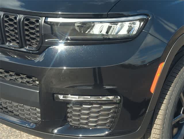 Thumbnail: 2025 Jeep Grand Cherokee L - 11