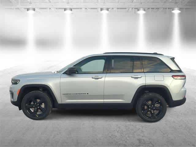 Thumbnail: 2025 Jeep Grand Cherokee - 5