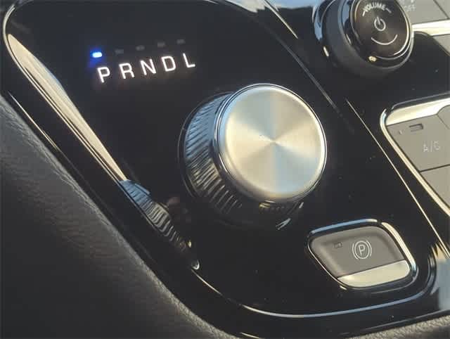 Thumbnail: 2026 Chrysler Pacifica - 32