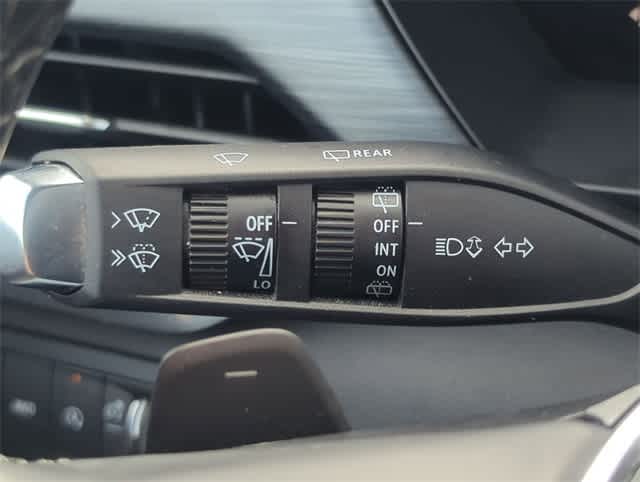 Thumbnail: 2025 GMC Acadia - 27