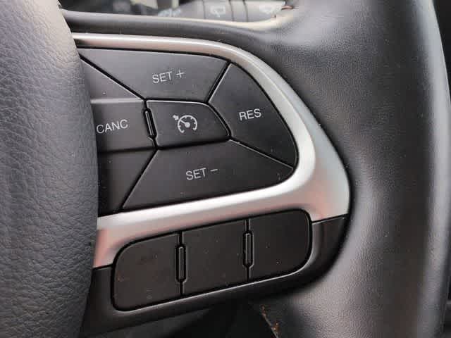 Thumbnail: 2018 Jeep Compass - 23