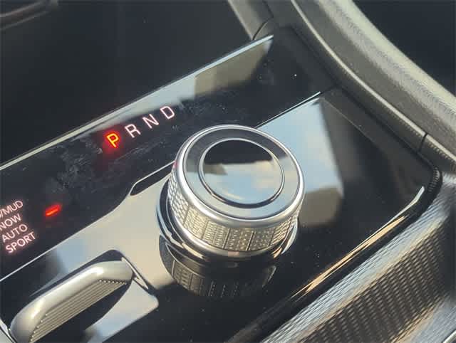 Thumbnail: 2025 Jeep Grand Cherokee - 33