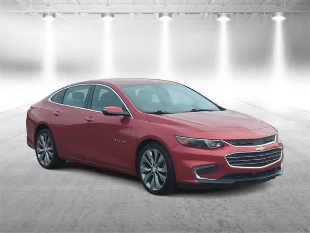 2016 Chevrolet Malibu Premier photo 2