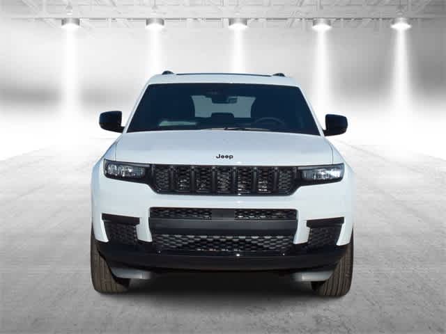 Thumbnail: 2025 Jeep Grand Cherokee L - 3