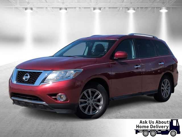 2015 Nissan Pathfinder  -
                  Garden City, MI