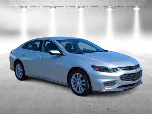 Thumbnail: 2016 Chevrolet Malibu - 2