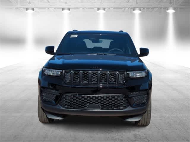 Thumbnail: 2025 Jeep Grand Cherokee - 3