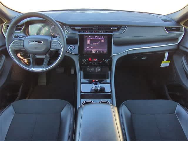 Thumbnail: 2025 Jeep Grand Cherokee L - 15