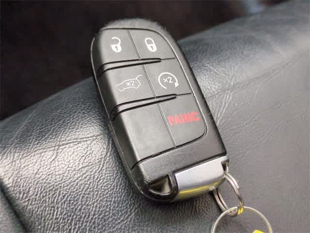 Thumbnail: 2019 Jeep Grand Cherokee - 35