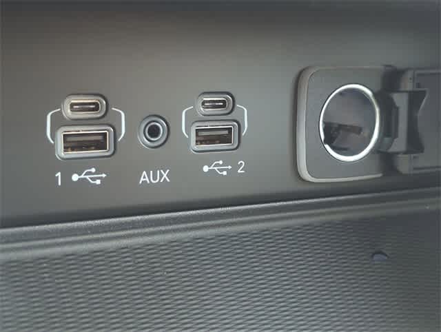 Thumbnail: 2025 Jeep Grand Cherokee - 32