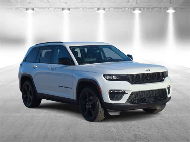 2023 Jeep Grand Cherokee Limited photo 2