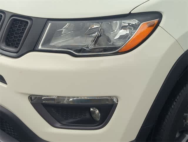 Thumbnail: 2021 Jeep Compass - 11