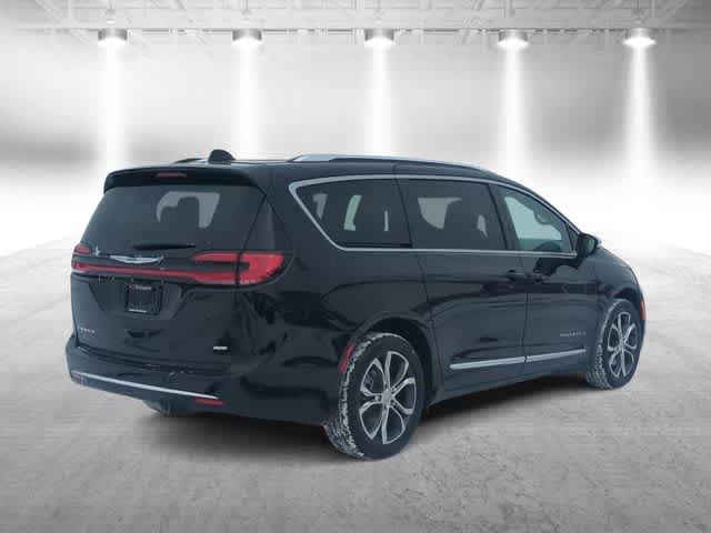 Thumbnail: 2026 Chrysler Pacifica - 8