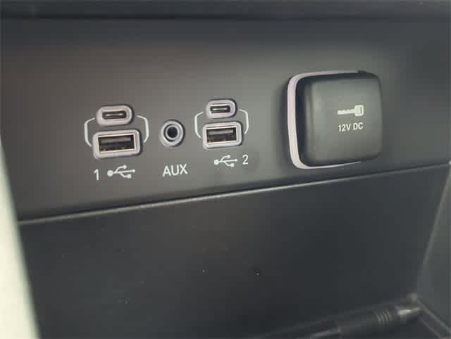 Thumbnail: 2025 Jeep Grand Cherokee - 33