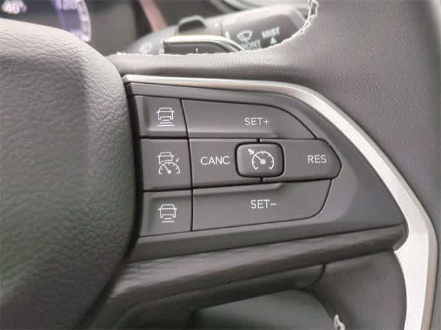 Thumbnail: 2025 Jeep Grand Cherokee L - 28