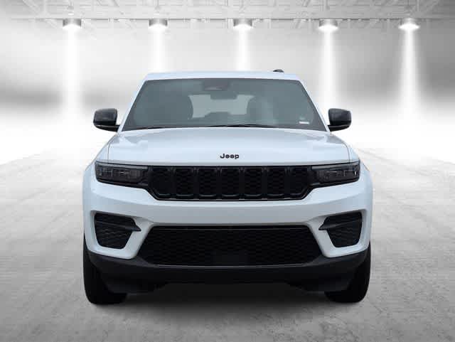 Thumbnail: 2025 Jeep Grand Cherokee - 3